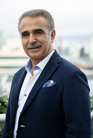 Dr. Karim Qaumi